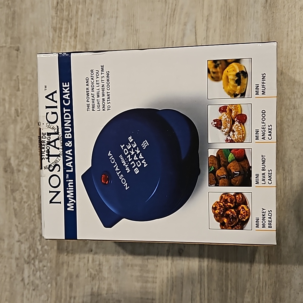 New mini lava and Bundt Cake maker